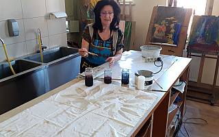 Krystyna Sól – batik – magiczna forma sztuki